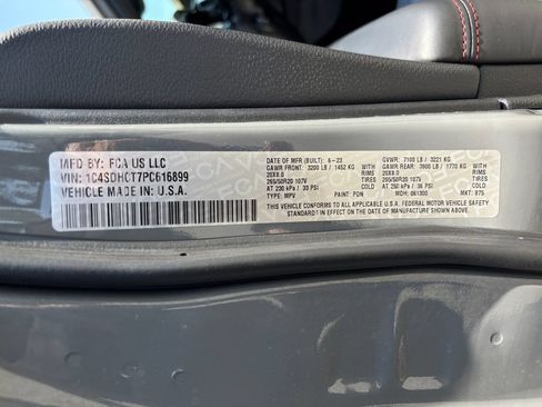 Used 2023 Dodge Durango R/T RWD image 29