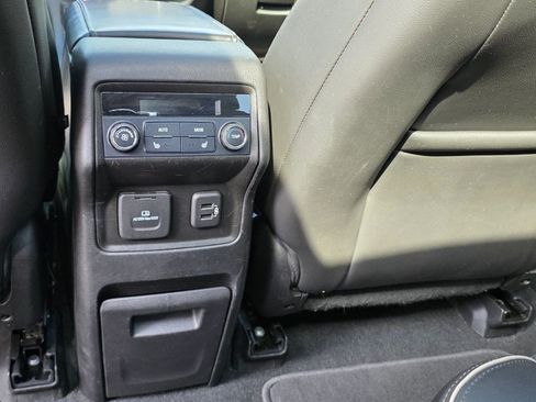 Used 2019 GMC Acadia Denali w/ Technology Package AWD/4WD image 19