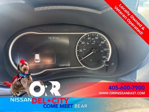 Certified 2025 Nissan Versa SV w/ Trunk Package FWD image 4