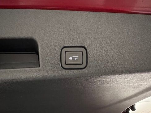 New 2026 Chevrolet Traverse LT w/ LPO, Floor Liner Package image 22