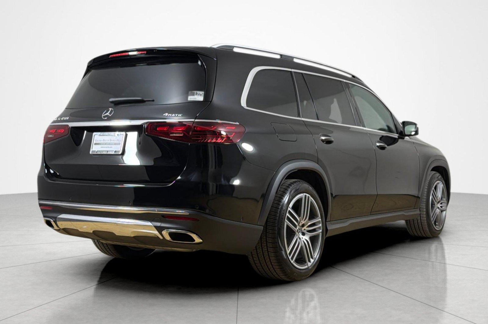 Used 2026 Mercedes-Benz GLS 450 4MATIC image 5