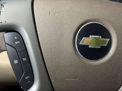 Used 2011 Chevrolet Tahoe LT w/ Luxury Package RWD image 15