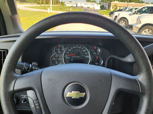 Used 2023 Chevrolet Express 2500 w/ Driver Convenience Package image 25