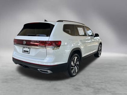 Used 2026 Volkswagen Atlas SE FWD image 3