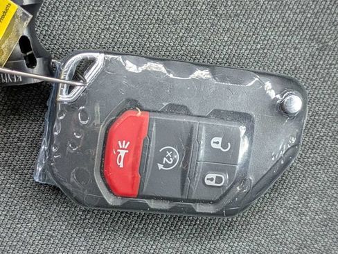 Used 2024 Jeep Wrangler Unlimited Sport AWD/4WD image 29