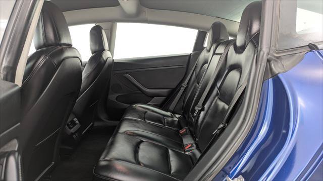 Used 2022 Tesla Model 3 RWD image 16
