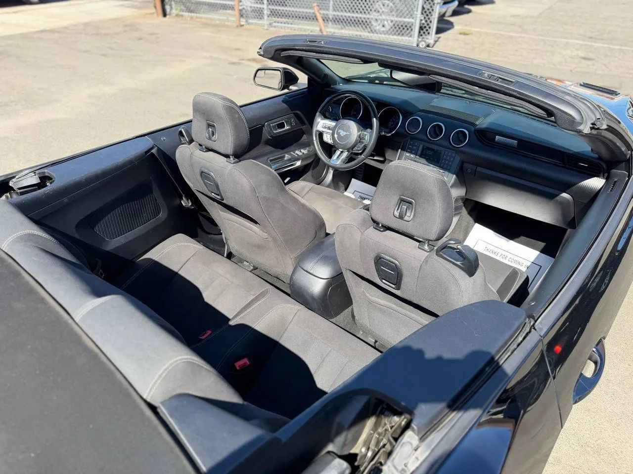 Used 2018 Ford Mustang Convertible RWD image 28
