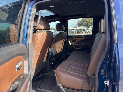 Used 2022 Nissan Titan Platinum Reserve w/ Moonroof Package image 9