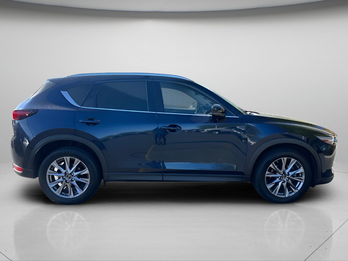 Used 2019 MAZDA CX-5 Grand Touring Reserve AWD/4WD image 4
