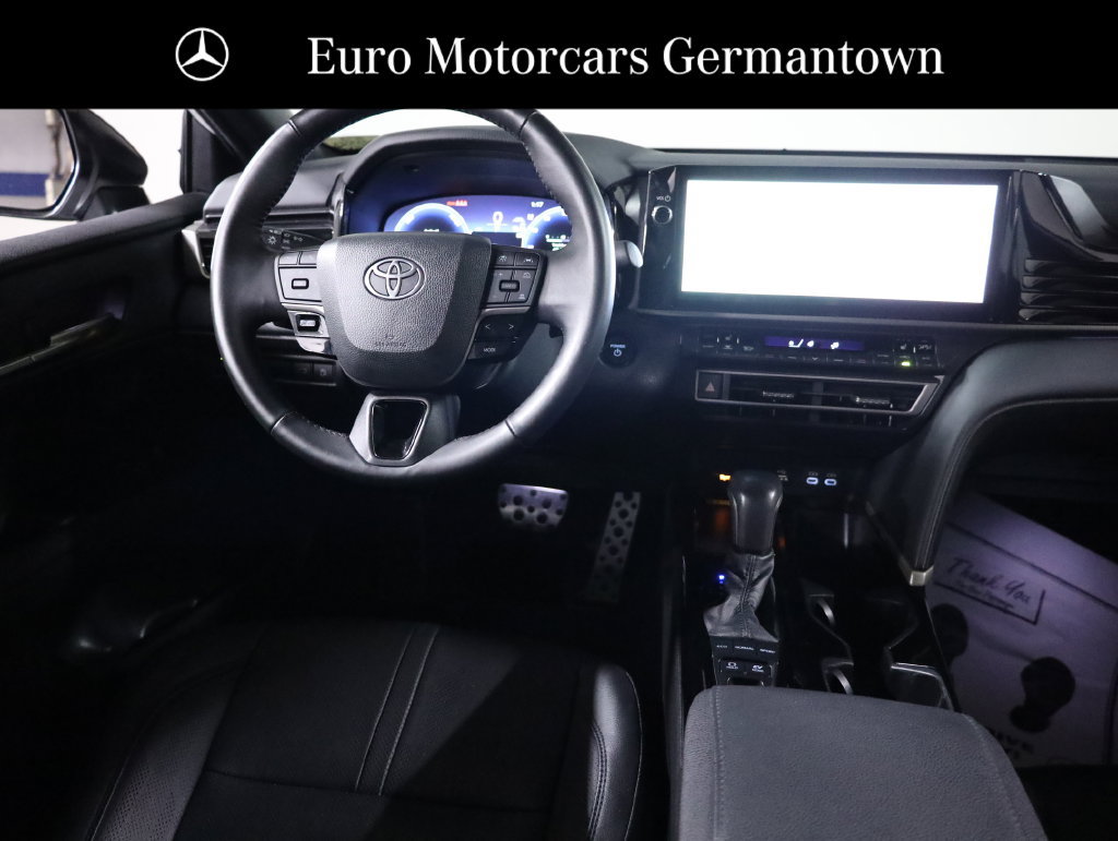 Used 2025 Toyota Camry XSE FWD image 42