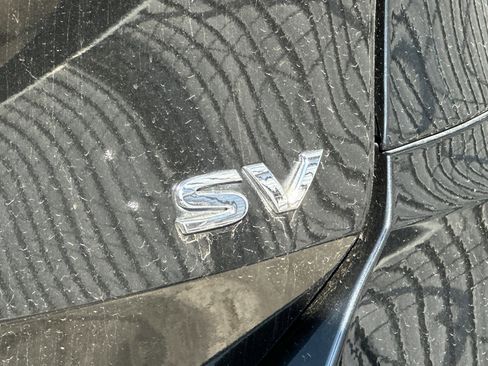 Used 2017 Nissan Rogue SV FWD image 7
