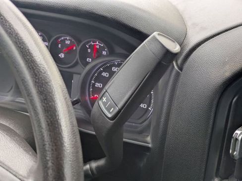 Used 2024 GMC Sierra 3500 Pro w/ Convenience Package image 23