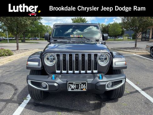 Used 2022 Jeep Wrangler Unlimited Sahara w/ Dual Top Group AWD/4WD image 1