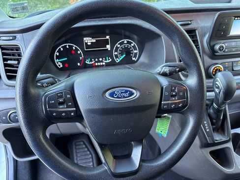 Used 2020 Ford Transit 350 XLT RWD image 6