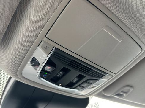 Certified 2025 Acura RDX SH-AWD w/ Advance Package image 24