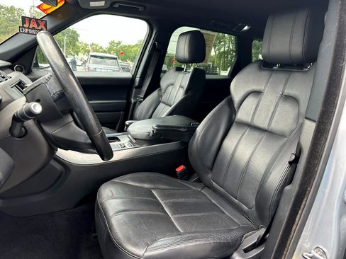Used 2016 Land Rover Range Rover Sport SE image 22
