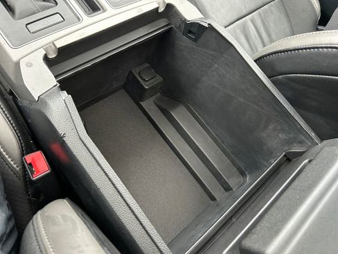 Used 2020 Ford F150 Raptor w/ Equipment Group 802A Luxury image 35