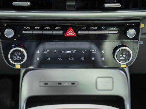 New 2026 Hyundai Ioniq 9 SEL image 21