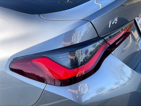 Certified 2025 BMW i4 eDrive40 w/ Premium Package RWD image 32