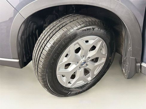 Used 2024 Subaru Forester AWD/4WD image 35