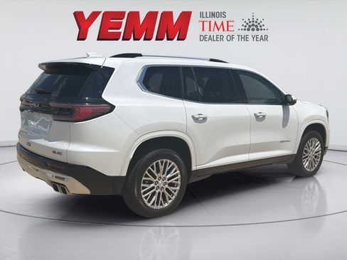 Used 2025 GMC Acadia Denali FWD image 14