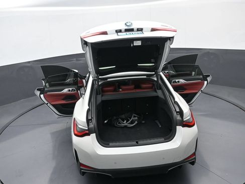 Used 2023 BMW i4 eDrive40 w/ Premium Package RWD image 42