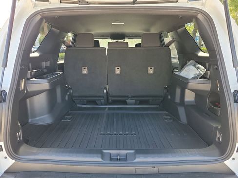 New 2026 Toyota 4Runner SR5 RWD image 7