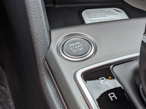 New 2026 Kia Sportage EX FWD image 33