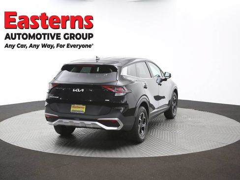 Used 2024 Kia Sportage LX AWD/4WD image 40