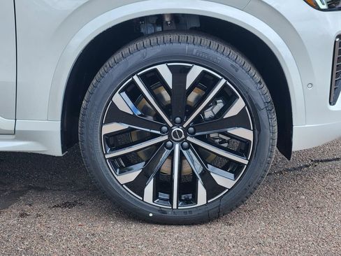 New 2026 Volvo XC90 T8 Plus w/ Protection Package AWD/4WD image 30
