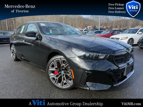 Used 2025 BMW i5 M60 w/ Executive Package image 1