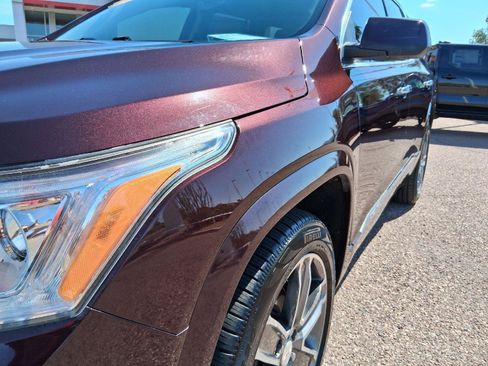 Used 2017 GMC Acadia Denali w/ Technology Package FWD image 10