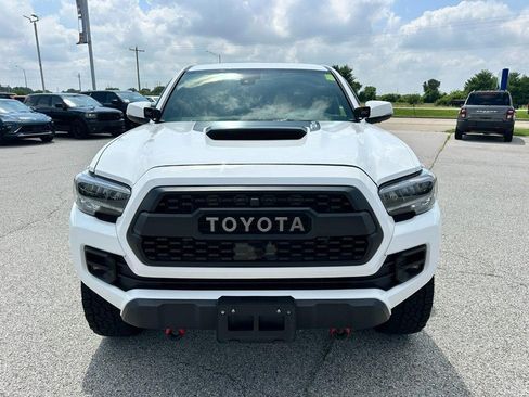 Used 2023 Toyota Tacoma TRD Pro AWD/4WD image 9