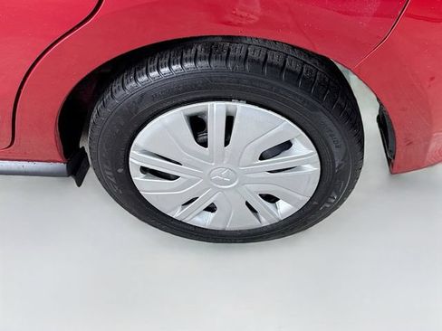 Used 2022 Mitsubishi Mirage ES FWD image 32