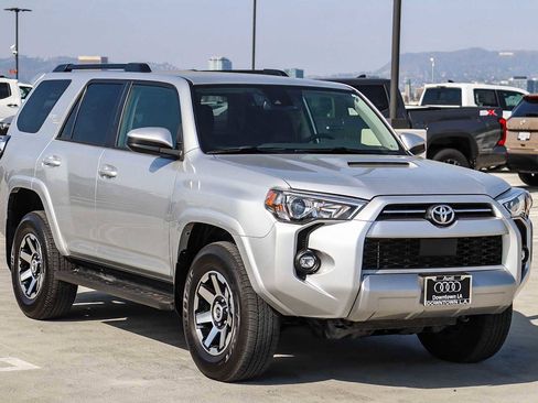 Used 2024 Toyota 4Runner TRD Off-Road image 3
