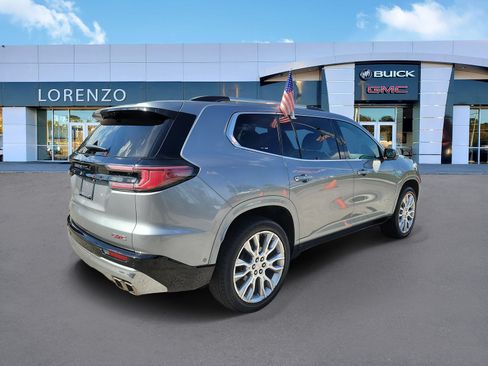 Used 2024 GMC Acadia Denali w/ Super Cruise Package FWD image 5