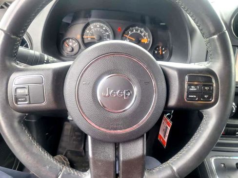 Used 2016 Jeep Patriot High Altitude image 6