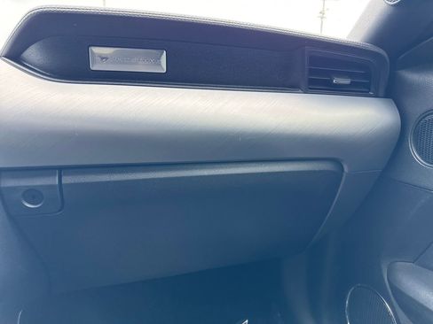 Used 2019 Ford Mustang Premium image 29