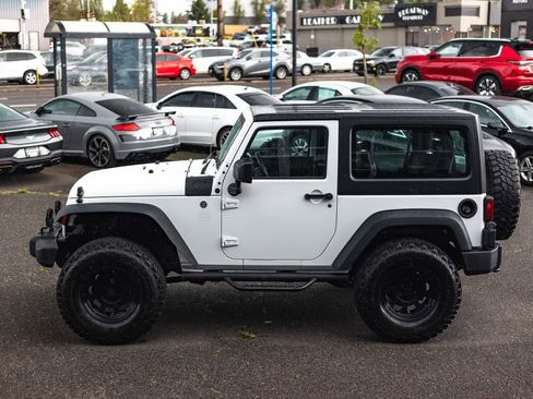 Used 2015 Jeep Wrangler Sport image 13