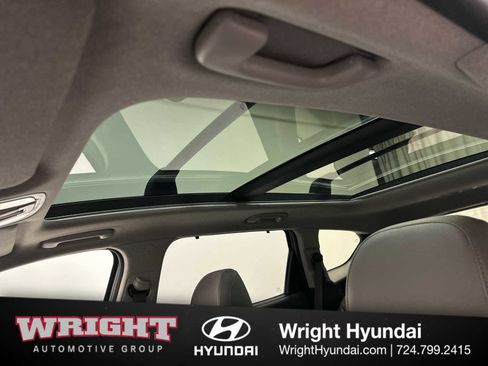 Used 2020 Hyundai Santa Fe SEL image 29
