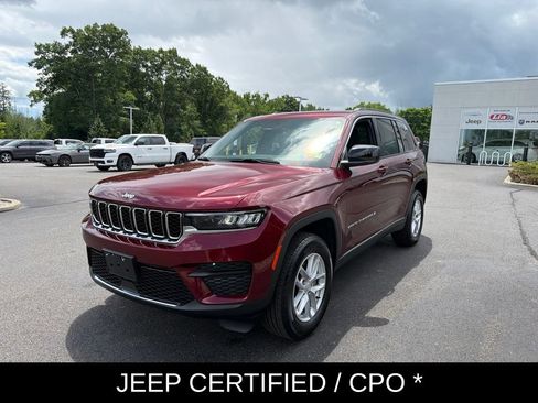 Used 2025 Jeep Grand Cherokee Laredo X w/ Luxury Tech Group I AWD/4WD image 8