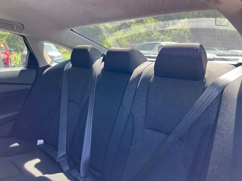 Used 2024 Honda Accord EX image 31