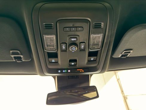 Used 2024 Chevrolet Suburban RST w/ Luxury Package AWD/4WD image 21