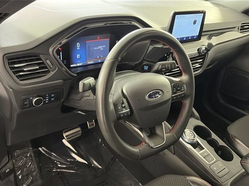 Used 2024 Ford Escape ST-Line FWD image 11