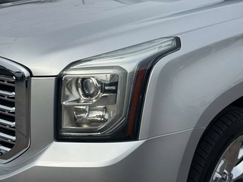 Used 2019 GMC Yukon Denali w/ Denali Ultimate Package image 9