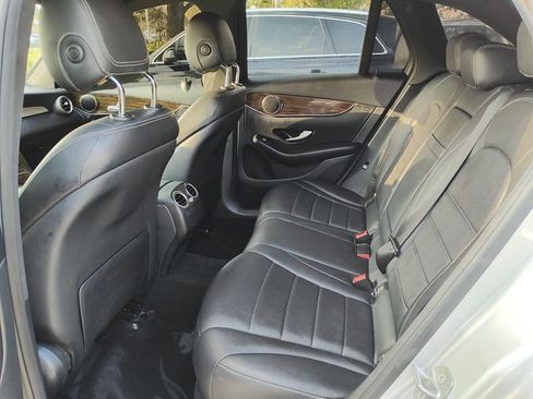 Used 2017 Mercedes-Benz GLC 300 image 43