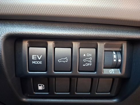 Certified 2025 Subaru Forester Sport AWD/4WD image 25