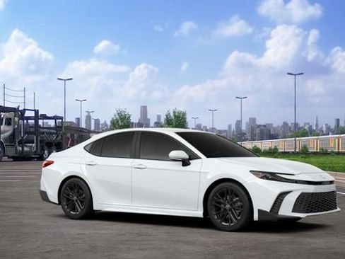 New 2026 Toyota Camry SE image 14