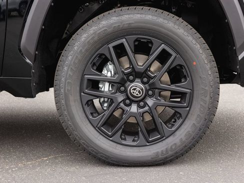 New 2026 Toyota Tundra SR5 AWD/4WD image 4