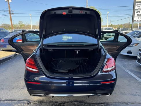 Used 2017 Mercedes-Benz E 300 image 13